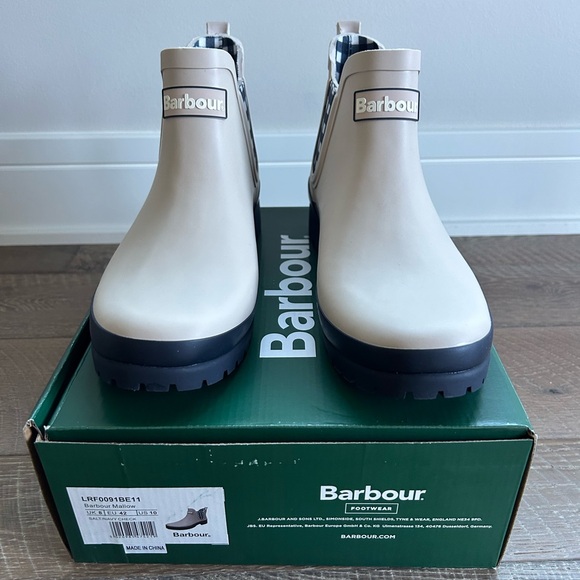 NIB Barbour Mallow Wellington. Salt/navy check. - Picture 3 of 5